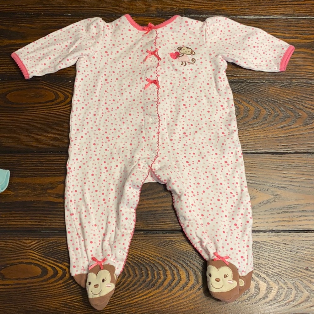 Baby girl’s onesie pajamas